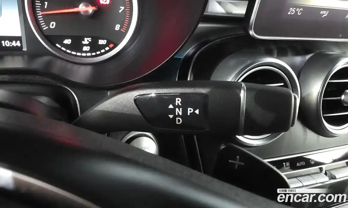 Mercedes-Benz GLC-Class 2019 2.0 Автомат в Москве № 623154, фото 9