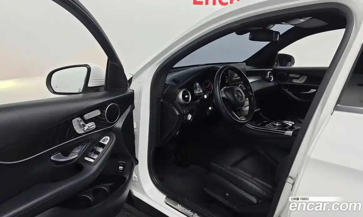 Mercedes-Benz GLC-Class 2019 2.0 Автомат в Москве № 623154, фото 10