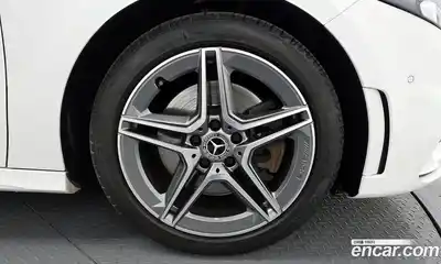 Mercedes-Benz A-Class 2022 2.0 Автомат в Москве № 623181, миниатюра 5