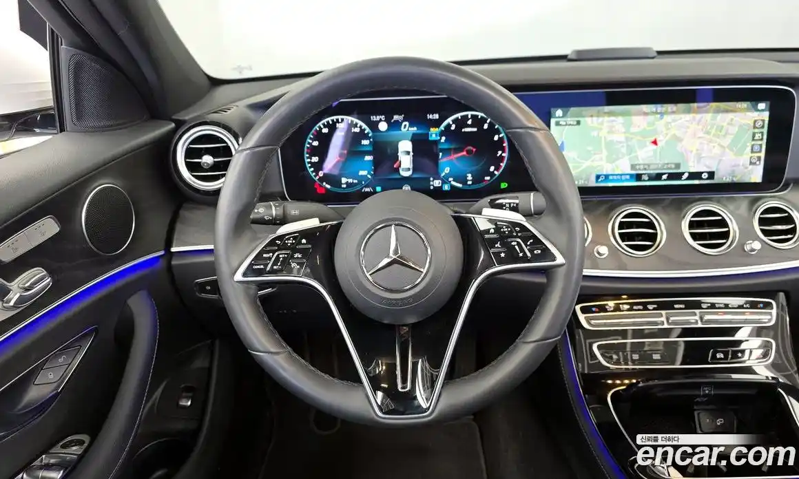 Mercedes-Benz E-Class 2023 2.0 Автомат в Москве № 623397, фото 13