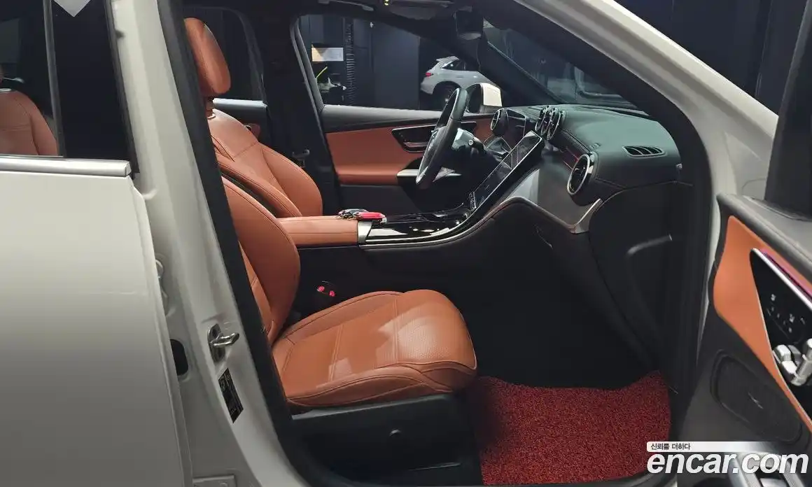 Mercedes-Benz GLC-Class 2024 2.0 Автомат в Москве № 623626, фото 10