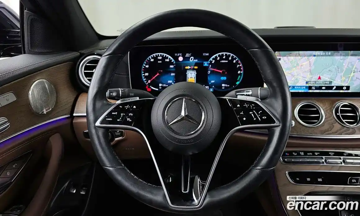 Mercedes-Benz E-Class 2022 2.0 Автомат в Москве № 623634, фото 13