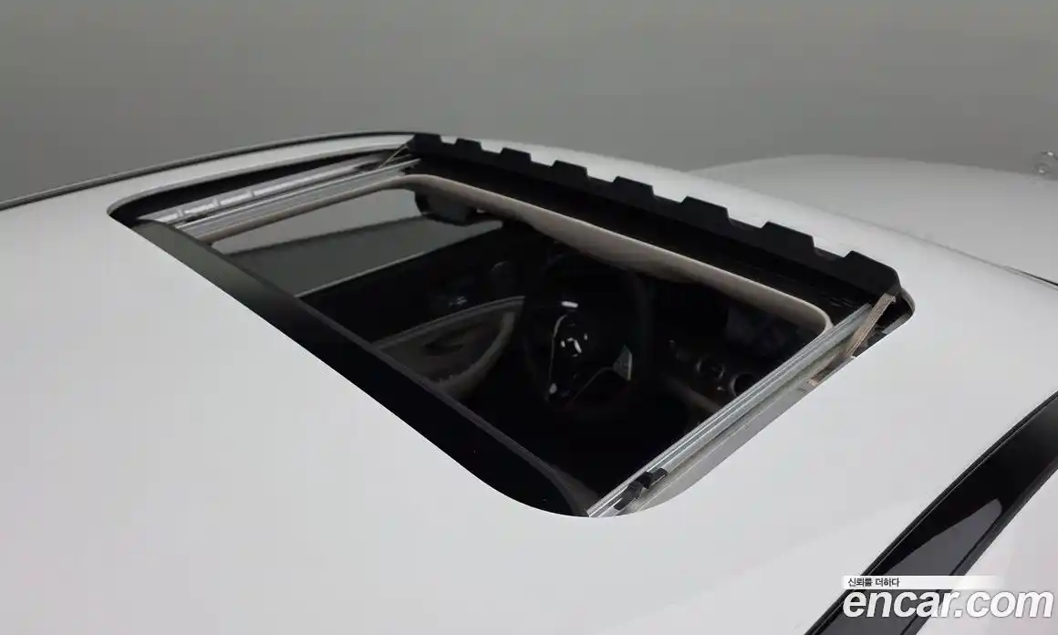 Mercedes-Benz E-Class 2023 2.0 Автомат в Москве № 623643, фото 19