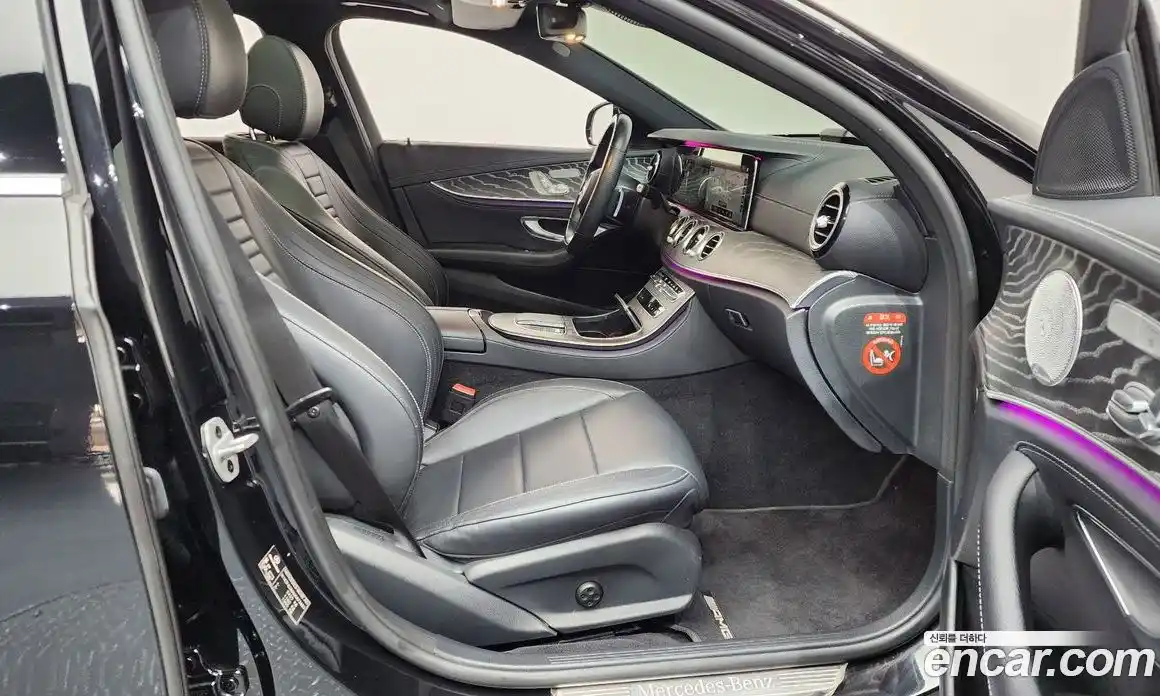 Mercedes-Benz E-Class 2021 2.0 Автомат в Москве № 624045, фото 11