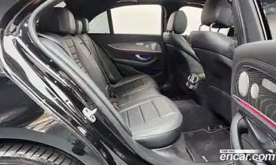 Mercedes-Benz E-Class 2021 2.0 Автомат в Москве № 624045, миниатюра 12