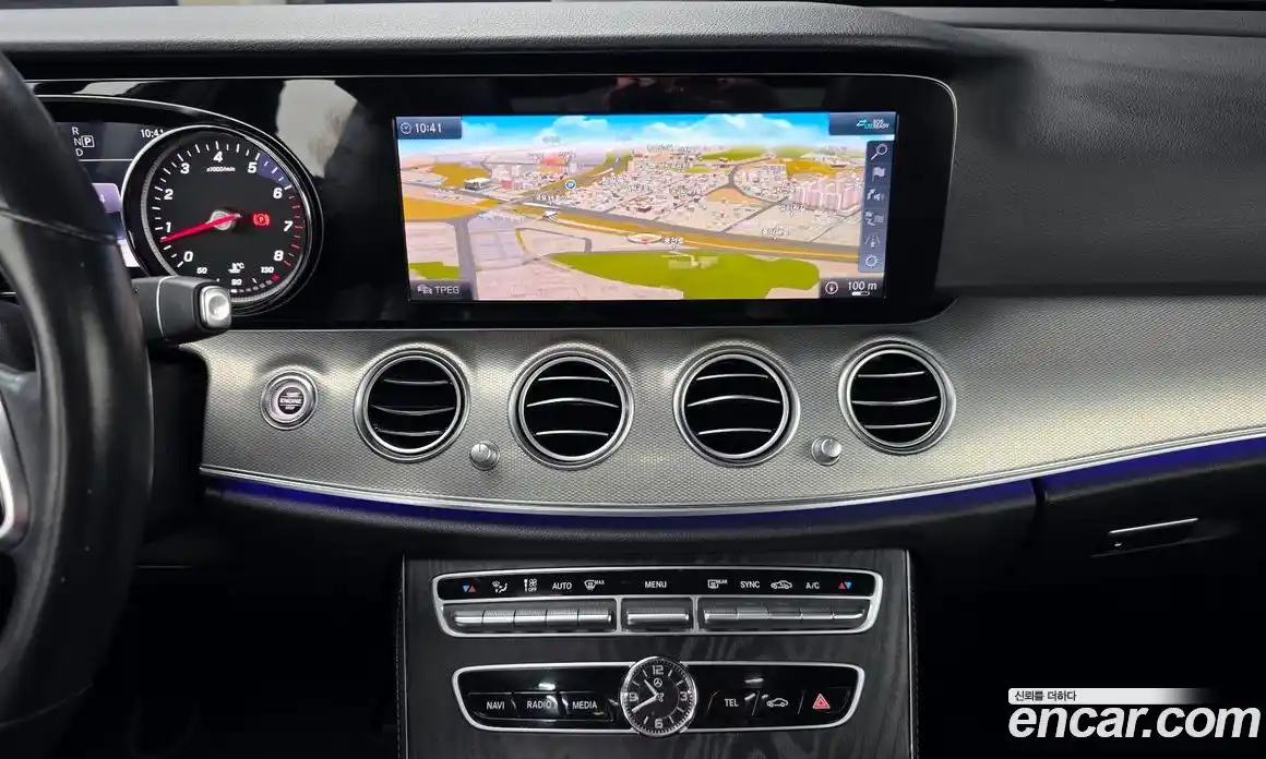 Mercedes-Benz E-Class 2020 2.0 Автомат в Москве № 624050, фото 18