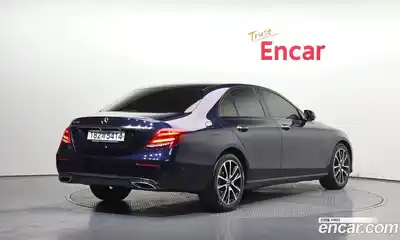 Mercedes-Benz E-Class 2020 2.0 Автомат в Москве № 624050, миниатюра 2