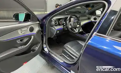 Mercedes-Benz E-Class 2020 2.0 Автомат в Москве № 624050, миниатюра 10