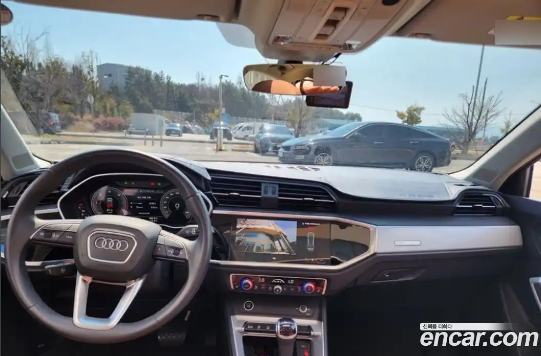 Audi Q3 2023 2.0 Автомат в Москве № 624887, фото 7