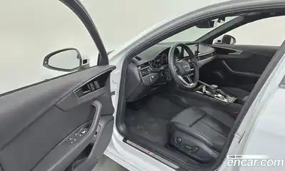 Audi A4 2023 2.0 Автомат в Москве № 624890, миниатюра 10
