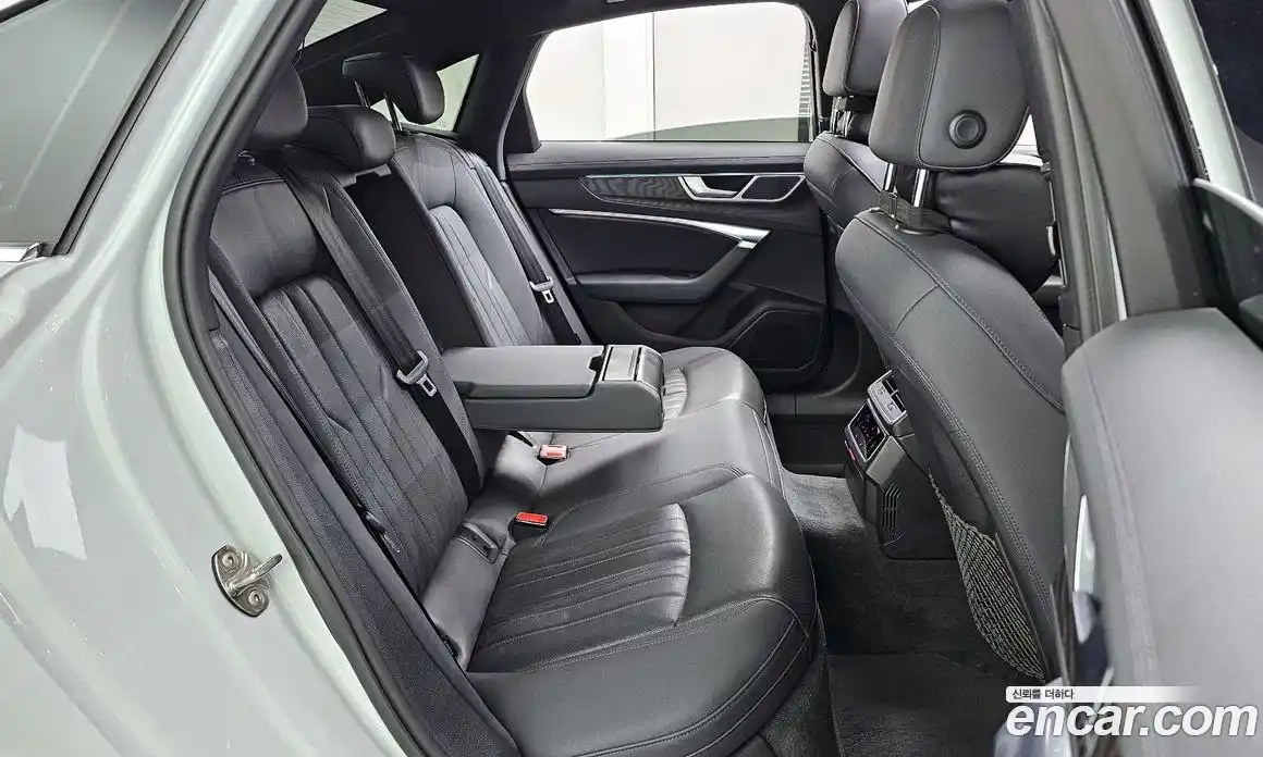 Audi A6 2020 2.0 Автомат в Москве № 625368, фото 13