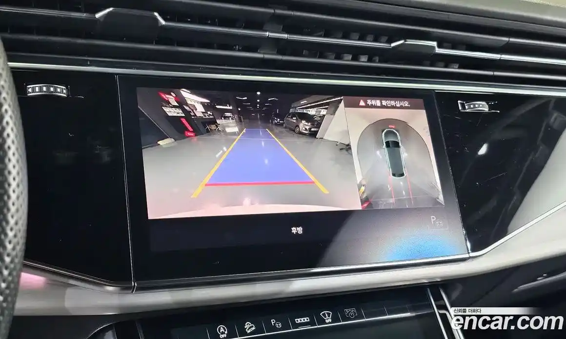 Audi Q8 2021 3.0 Автомат в Москве № 625522, фото 18