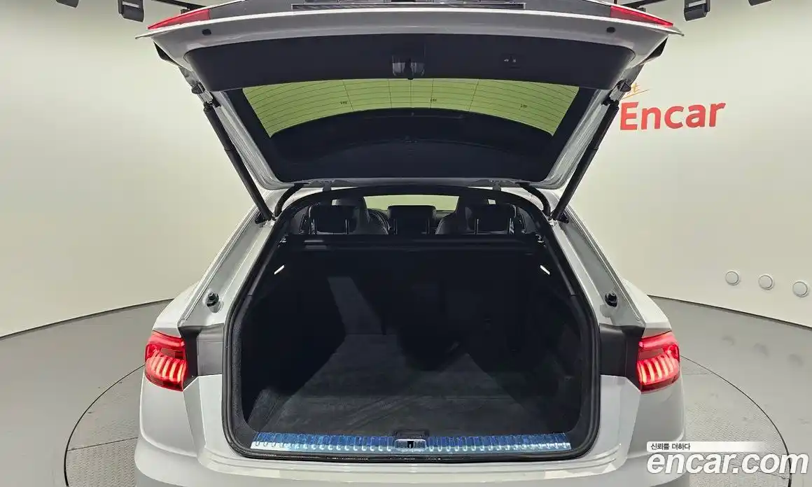 Audi Q8 2021 3.0 Автомат в Москве № 625522, фото 20