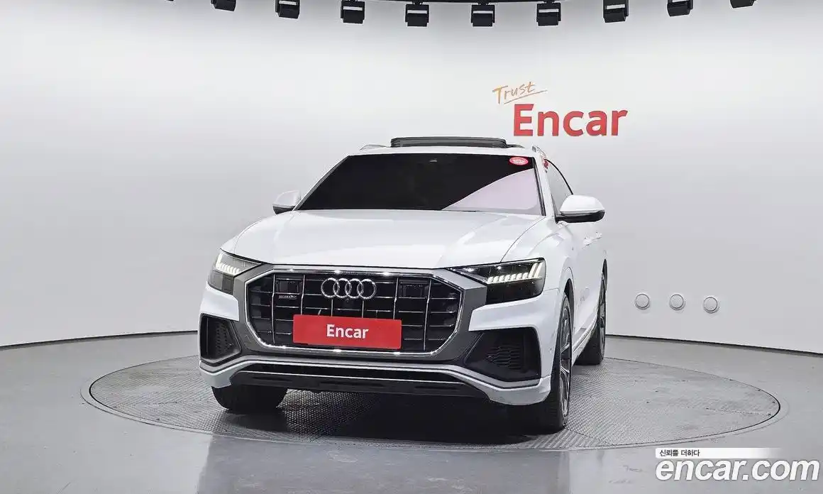 Audi Q8 2021 3.0 Автомат в Москве № 625522, фото 3