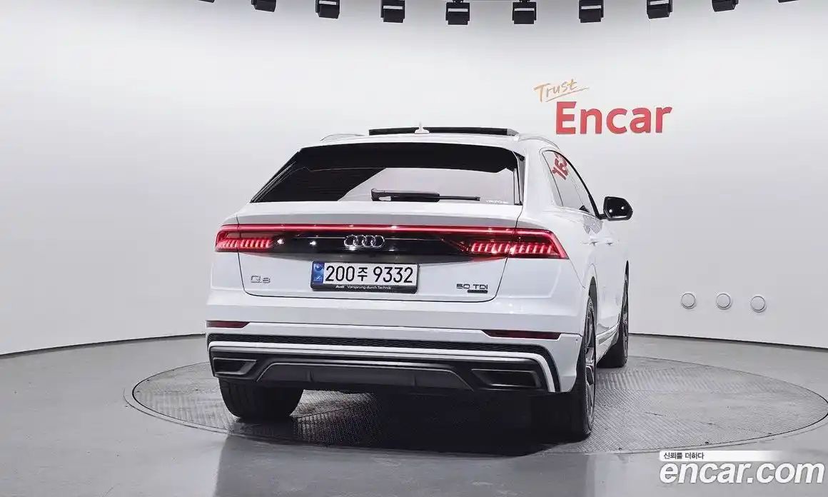 Audi Q8 2021 3.0 Автомат в Москве № 625522, фото 4