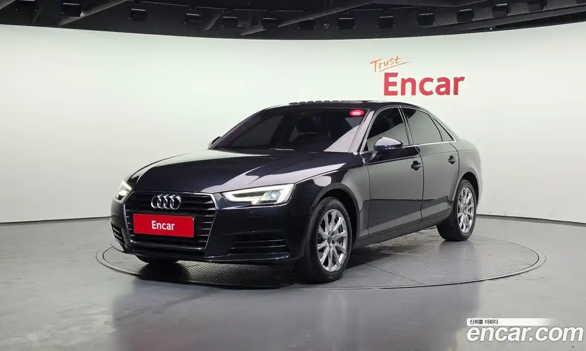 Audi A4 2018 2.0 Автомат в Москве № 625632, фото 1