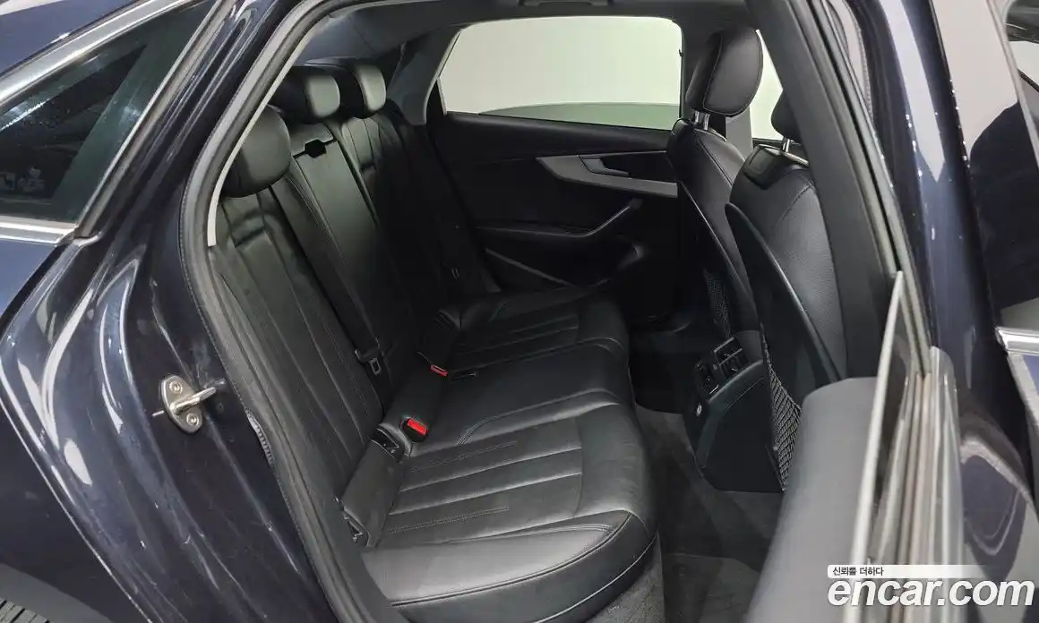 Audi A4 2018 2.0 Автомат в Москве № 625632, фото 12