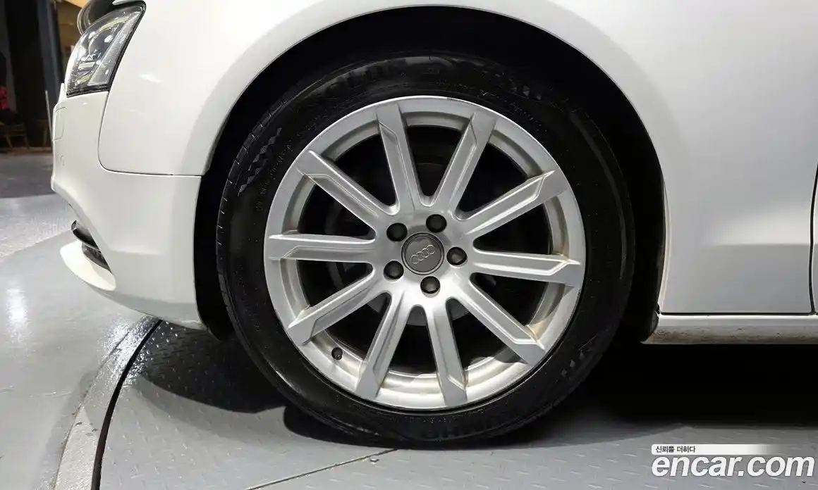 Audi A5 2013 2.0 Автомат в Москве № 625716, фото 5