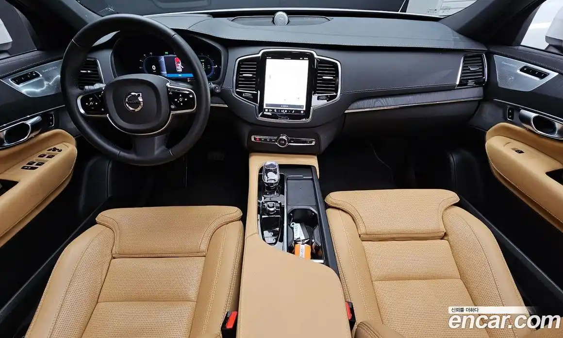 Volvo XC90 2024 2.0 Автомат в Москве № 626176, фото 6