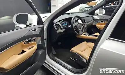 Volvo XC90 2024 2.0 Автомат в Москве № 626176, миниатюра 9