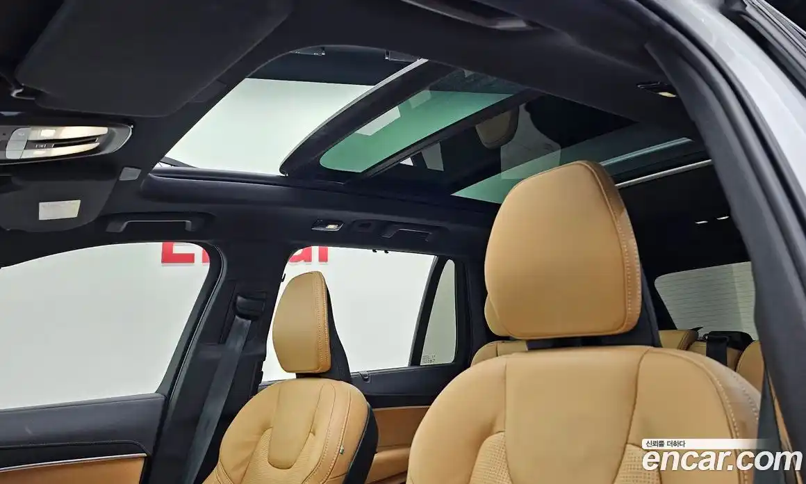 Volvo XC90 2024 2.0 Автомат в Москве № 626205, фото 18