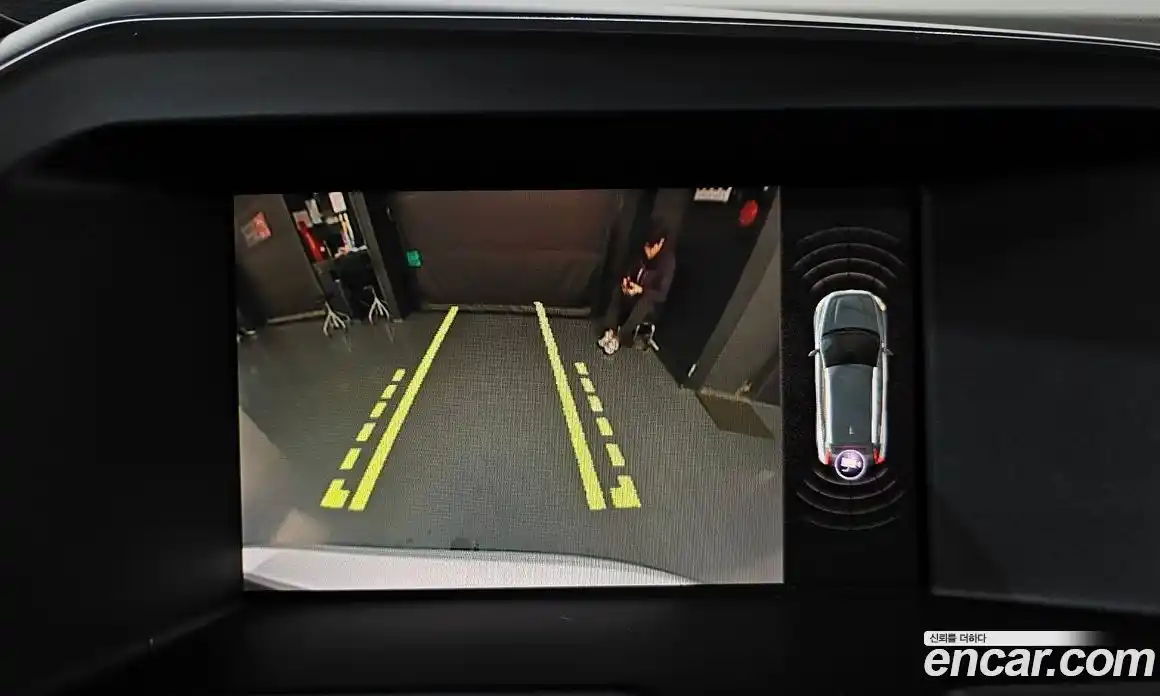 Volvo XC60 2017 2.4 Автомат в Москве № 626413, фото 14