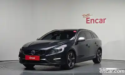 Volvo V60, 2015