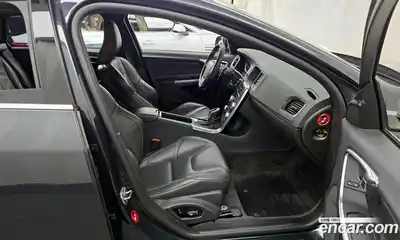 Volvo V60 2015 2.0 Автомат в Москве № 626436, миниатюра 11