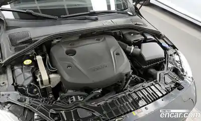 Volvo V60 2015 2.0 Автомат в Москве № 626436, миниатюра 6