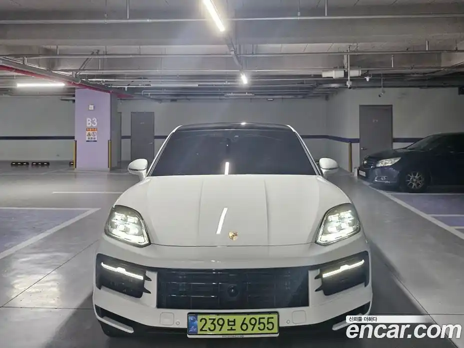 Porsche Cayenne 2025 3.0 Автомат в Москве № 626556, фото 1