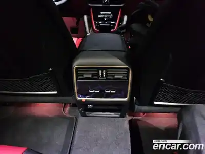 Porsche Cayenne 2025 3.0 Автомат в Москве № 626556, миниатюра 12