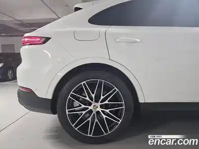 Porsche Cayenne 2025 3.0 Автомат в Москве № 626556, миниатюра 5