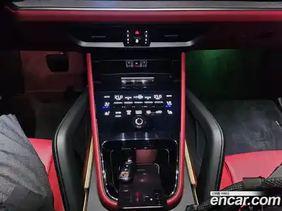 Porsche Cayenne 2025 3.0 Автомат в Москве № 626556, миниатюра 9