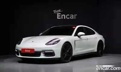 Porsche Panamera, 2019