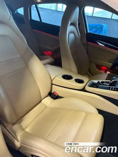 Porsche Panamera 2018 3.0 Автомат в Москве № 627008, миниатюра 10