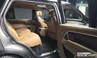 Land Rover Range-Rover 2025 4.4 Автомат в Москве № 627186, миниатюра 12