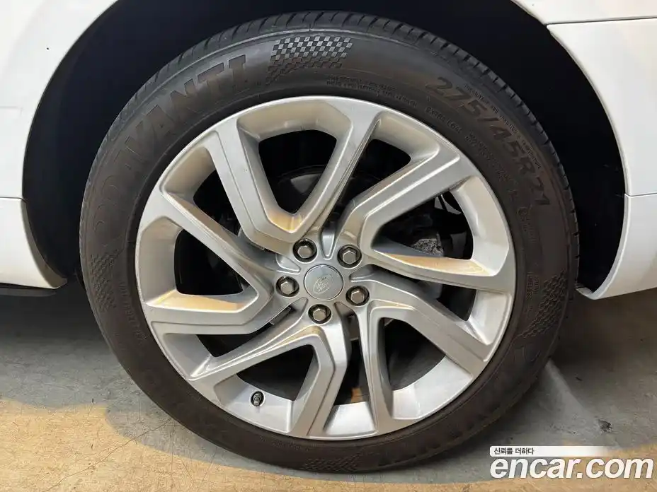 Land Rover Range-Rover Sport 2019 3.0 Автомат в Москве № 627526, фото 5