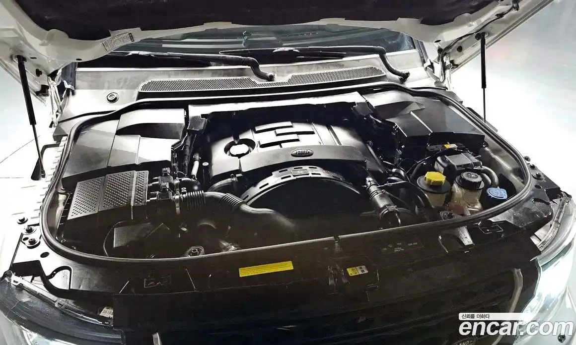 Land Rover Discovery 2015 3.0 Автомат в Москве № 627613, фото 6