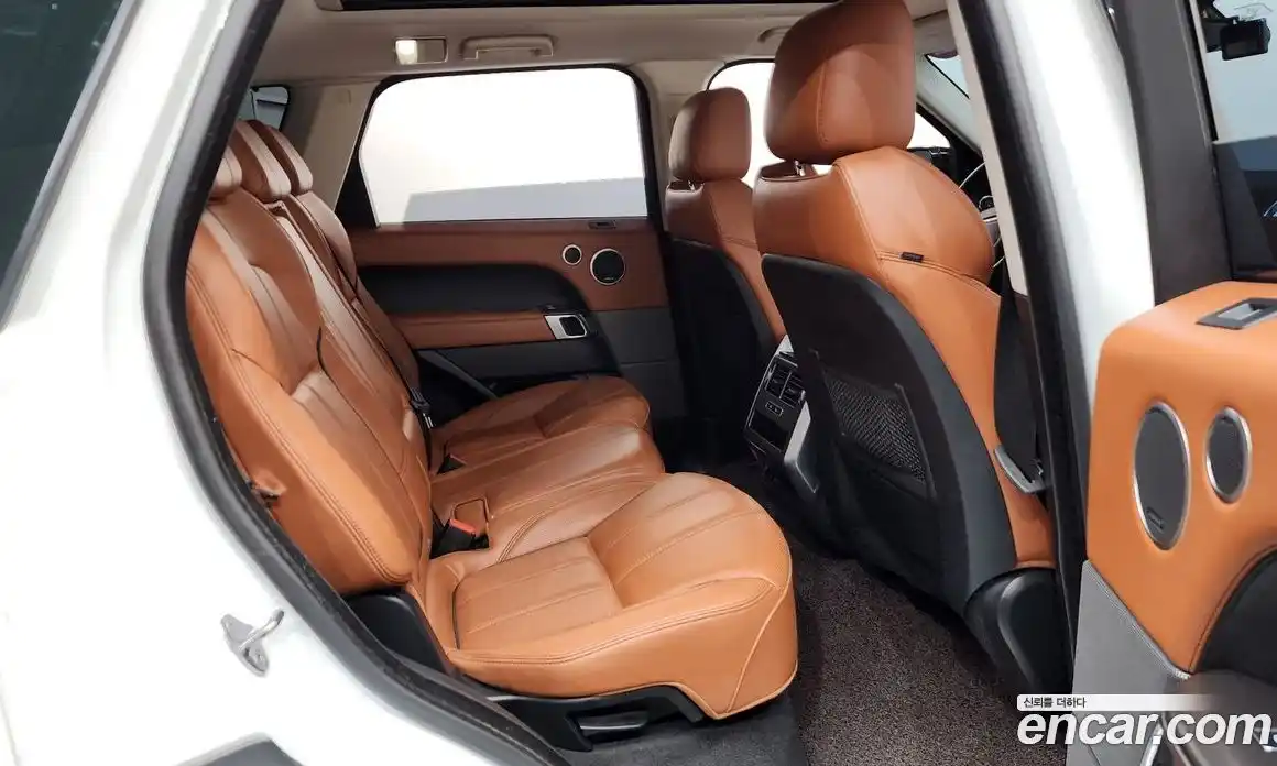 Land Rover Range-Rover Sport 2016 3.0 Автомат в Москве № 627661, фото 12