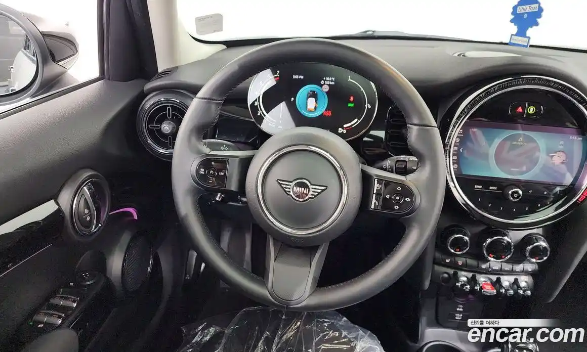 Mini Cooper 2022 1.5 Автомат в Москве № 627715, фото 13