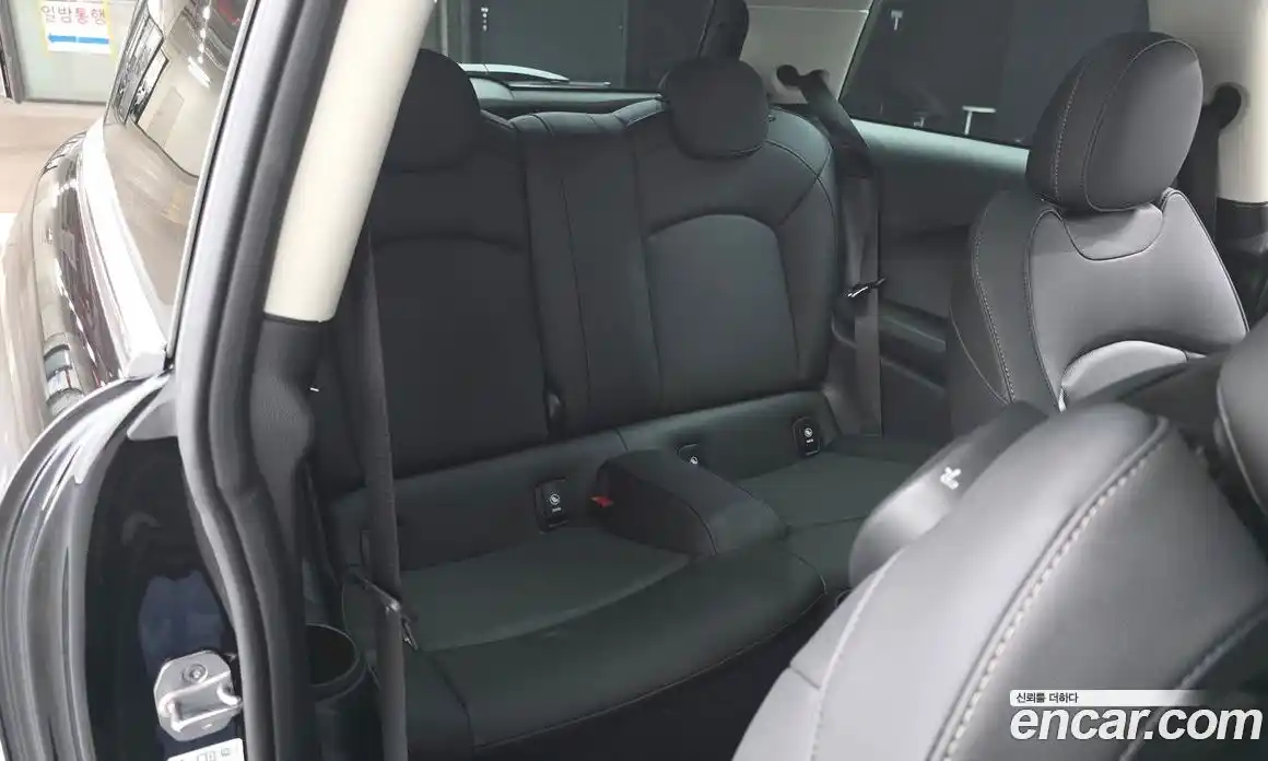 Mini Cooper 2024 1.5 Автомат в Москве № 627722, фото 11