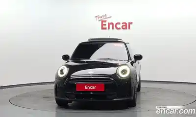 Mini Cooper 2024 1.5 Автомат в Москве № 627722, миниатюра 2