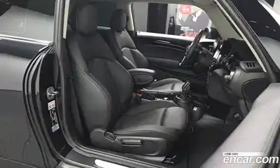 Mini Cooper 2024 1.5 Автомат в Москве № 627722, миниатюра 9