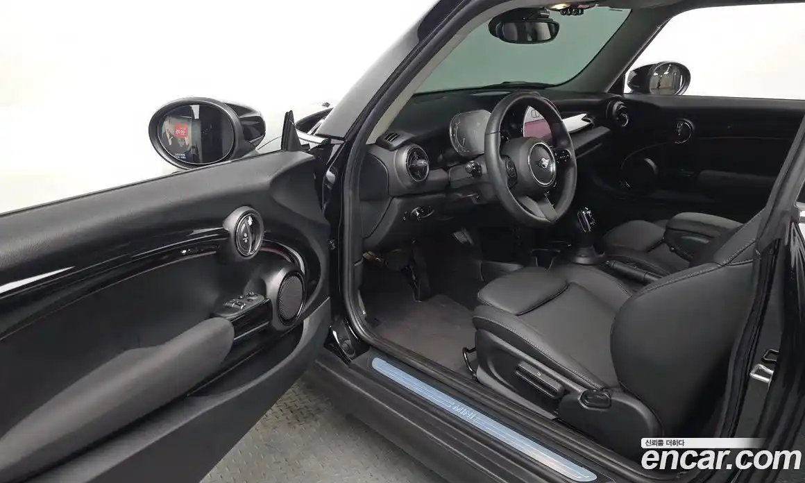 Mini Cooper 2024 1.5 Автомат в Москве № 627722, фото 10