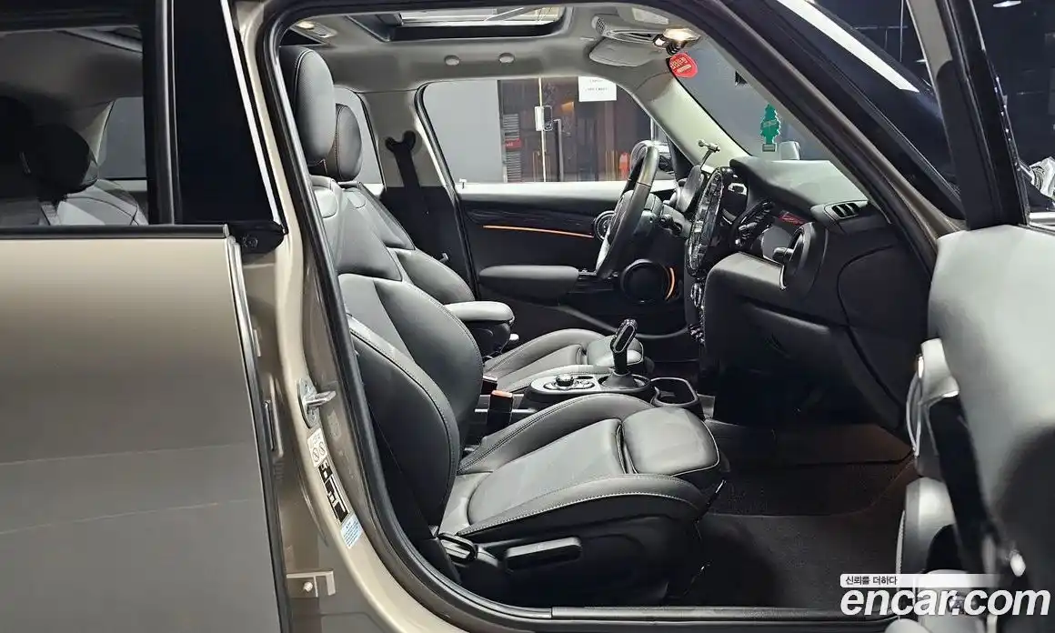 Mini Cooper 2022 2.0 Автомат в Москве № 627801, фото 10