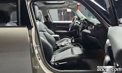 Mini Cooper 2022 2.0 Автомат в Москве № 627801, миниатюра 10