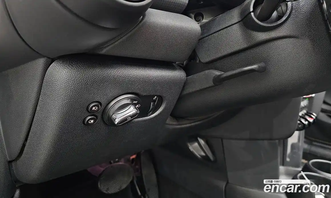 Mini Cooper 2016 1.5 Автомат в Москве № 628085, фото 19