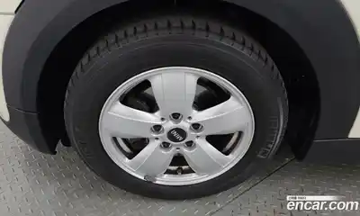 Mini Cooper 2016 1.5 Автомат в Москве № 628085, миниатюра 5