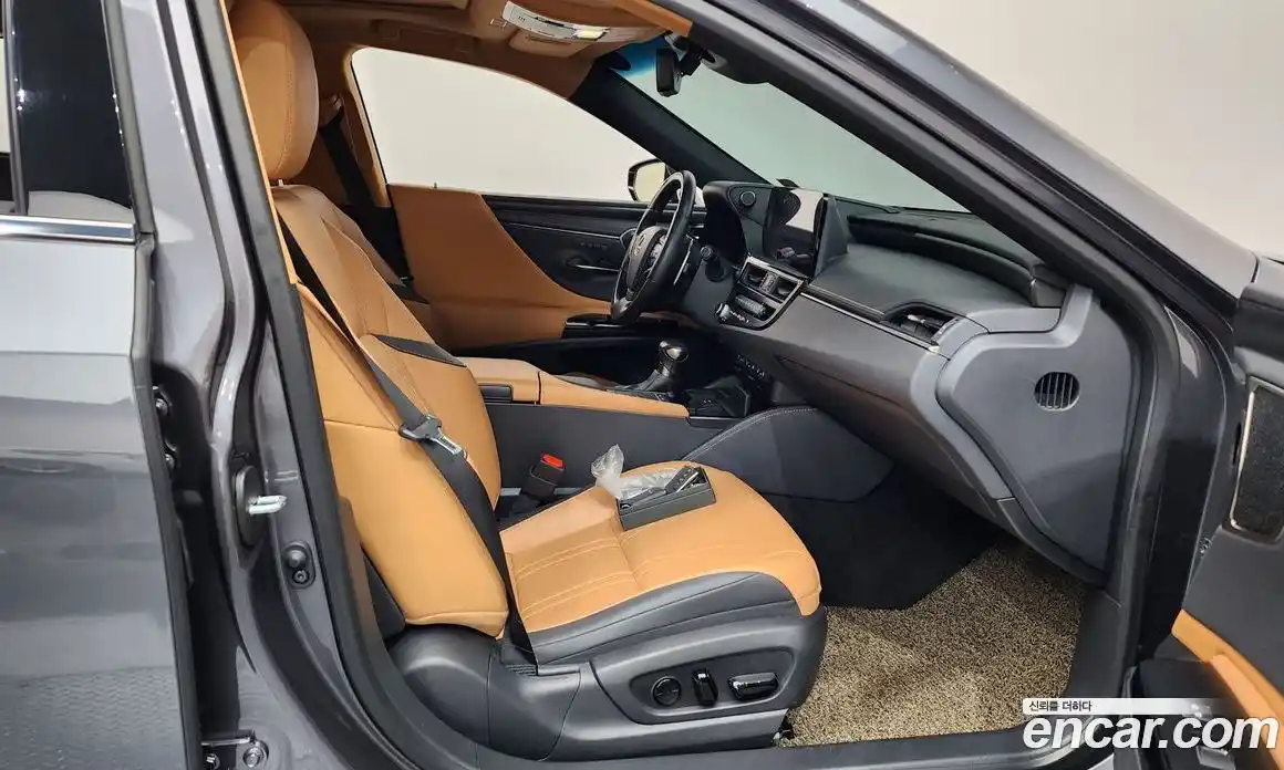 Lexus ES 2022 2.5 Автомат в Москве № 628531, фото 11