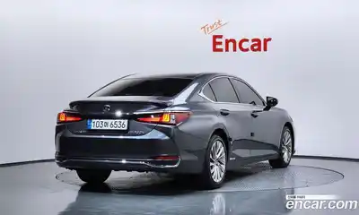 Lexus ES 2022 2.5 Автомат в Москве № 628531, миниатюра 2